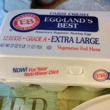 Eating Egg-Land's Best Eggs, Dbn, MI, 11/3/23