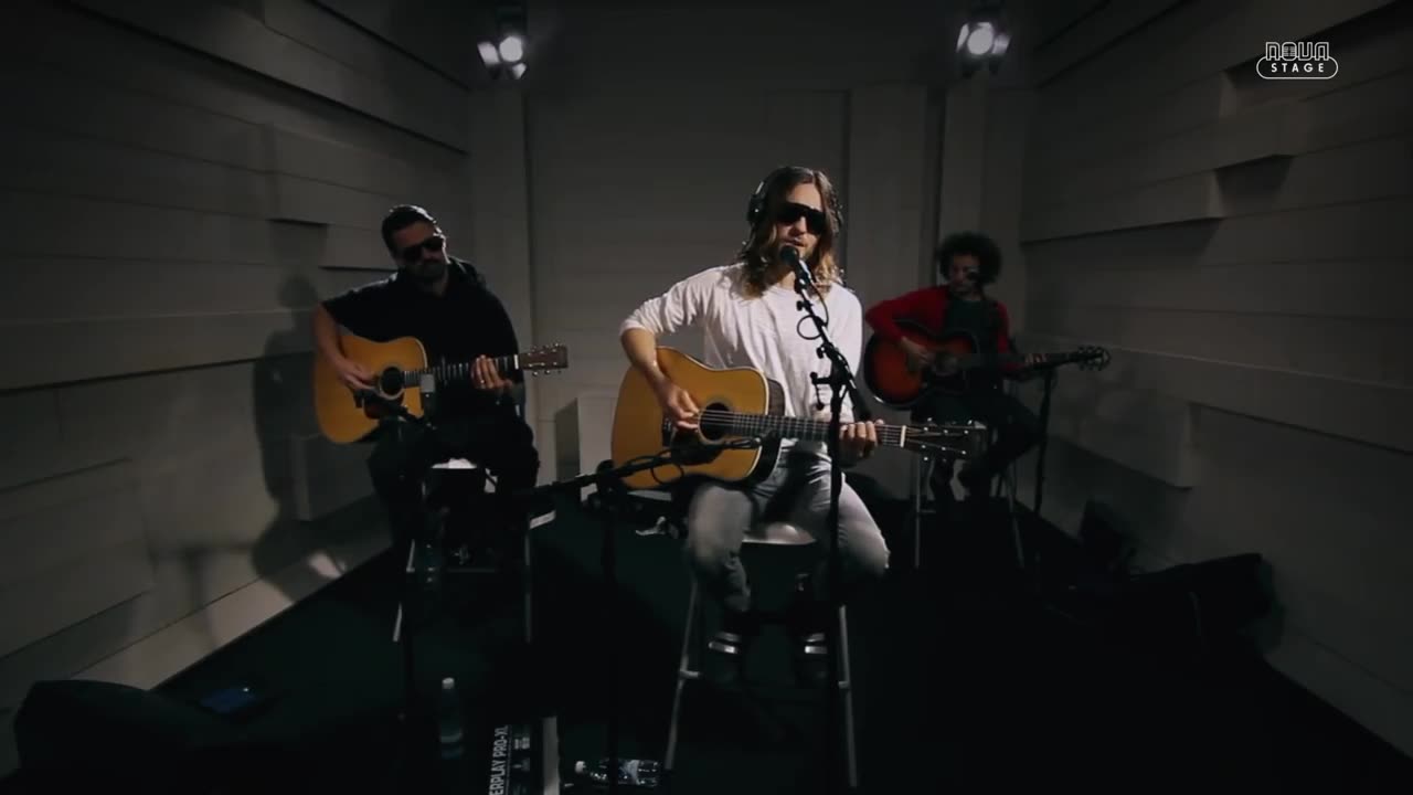 30 Seconds To Mars - Hurricane (live at Radio Nova, HD)