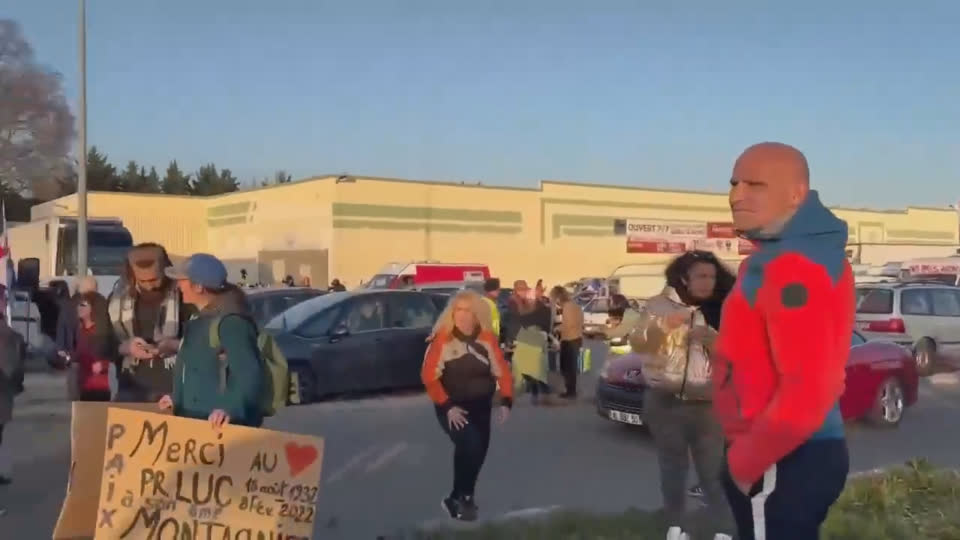 France Freedom Convoy leaves Montelimar & is now heading towards Lyon