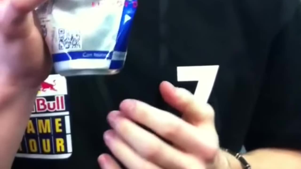 Making F1 sound with Red Bull can.