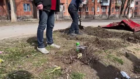 Voci dei cittadini di Mariupol .