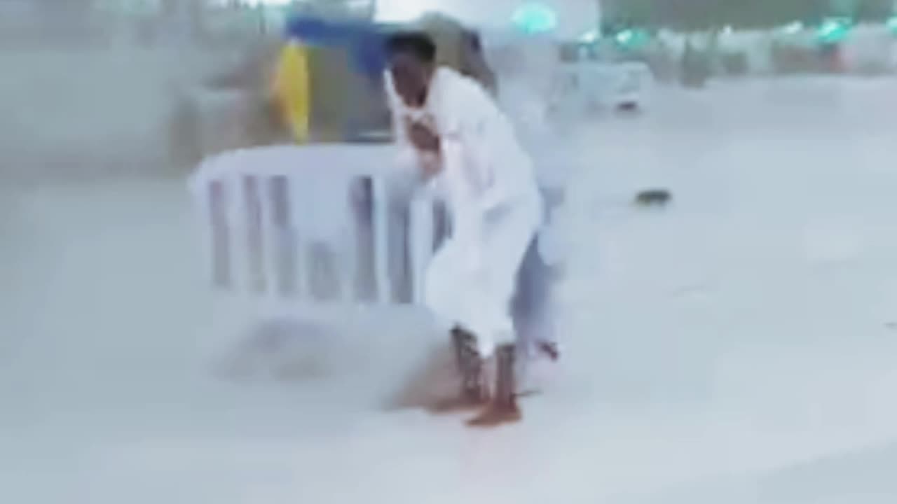 heavy wind in makkah | Weather #makkah #weather #rain #wind #nature