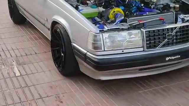 Automobile engine configuration, appearance display