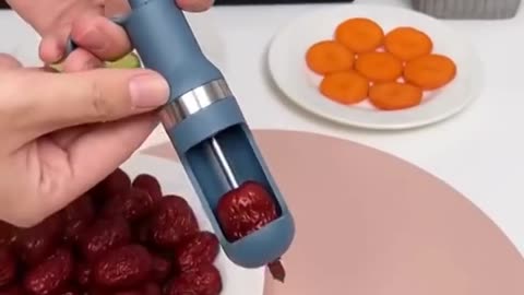 Revolutionize Your Kitchen with These Cool Gadgets! 💡