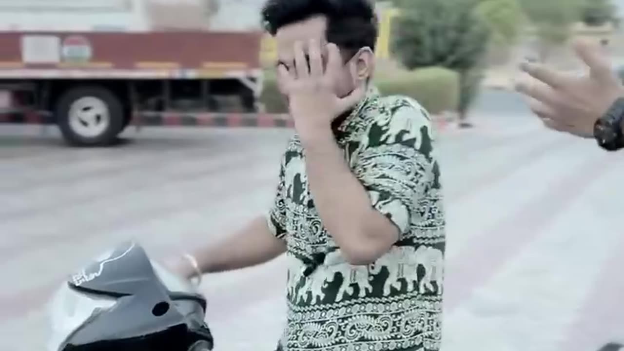 Wait for the twist๐๐#funny #shorts #comedy #koushalmonga
