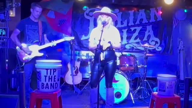 Jillian Eliza - Fleetwood Mac “Landslide” Cover
