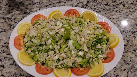 How to make fish salad? የአሳ ሳላድ እንዴት እናዘጋጃለን?