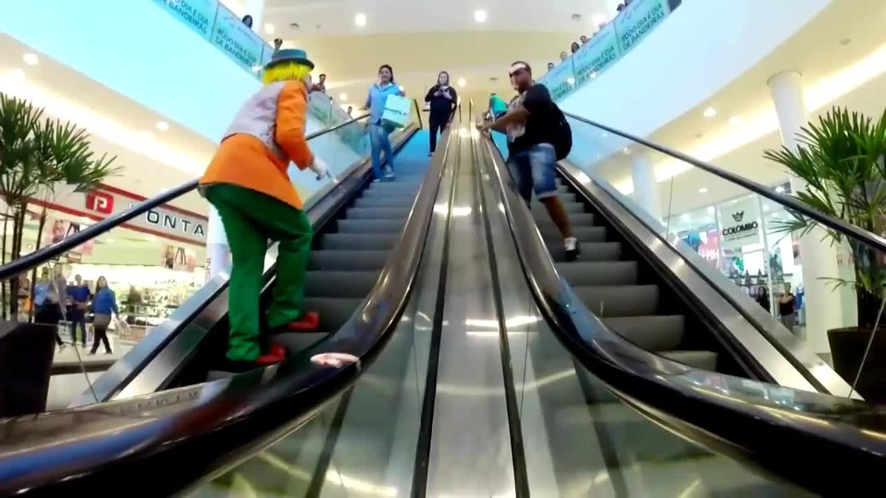 CLOWN PIE ON FACE PRANK PT.1