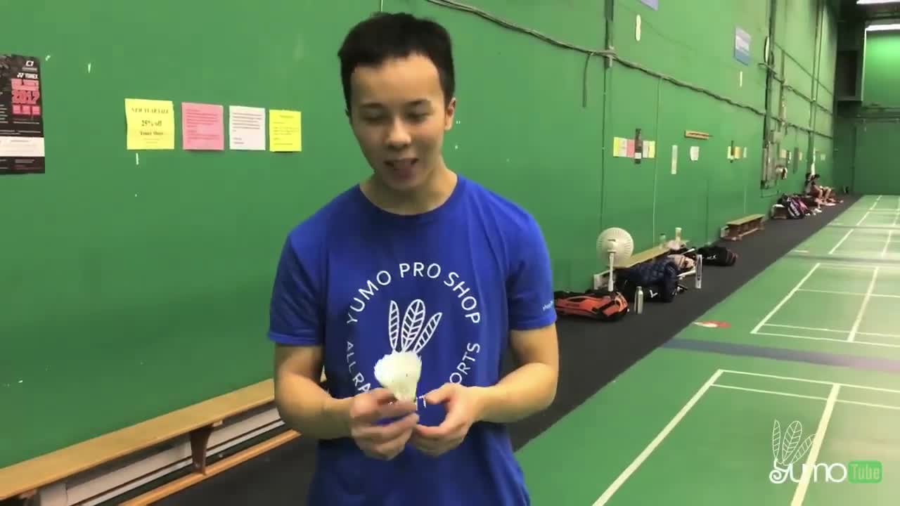 How To Test & Adjust the Speed of a Badminton Feather Shuttlecock - YumoTube