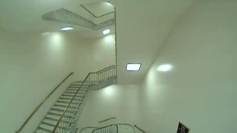 3145RHOB01Stair1_2021-01-05_16h00min03s287ms.mp4