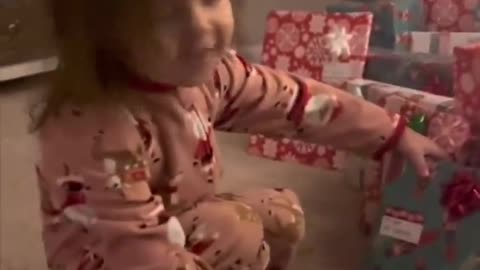 The most wholesome Christmas video ever 🎄