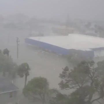 Houses are destroyed and some are floating away as Ian's eyewall hammers southwest Florida.