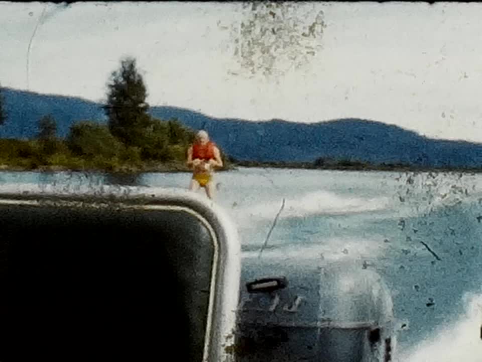 Sept 60 Water Skiing Pitt River Alouette