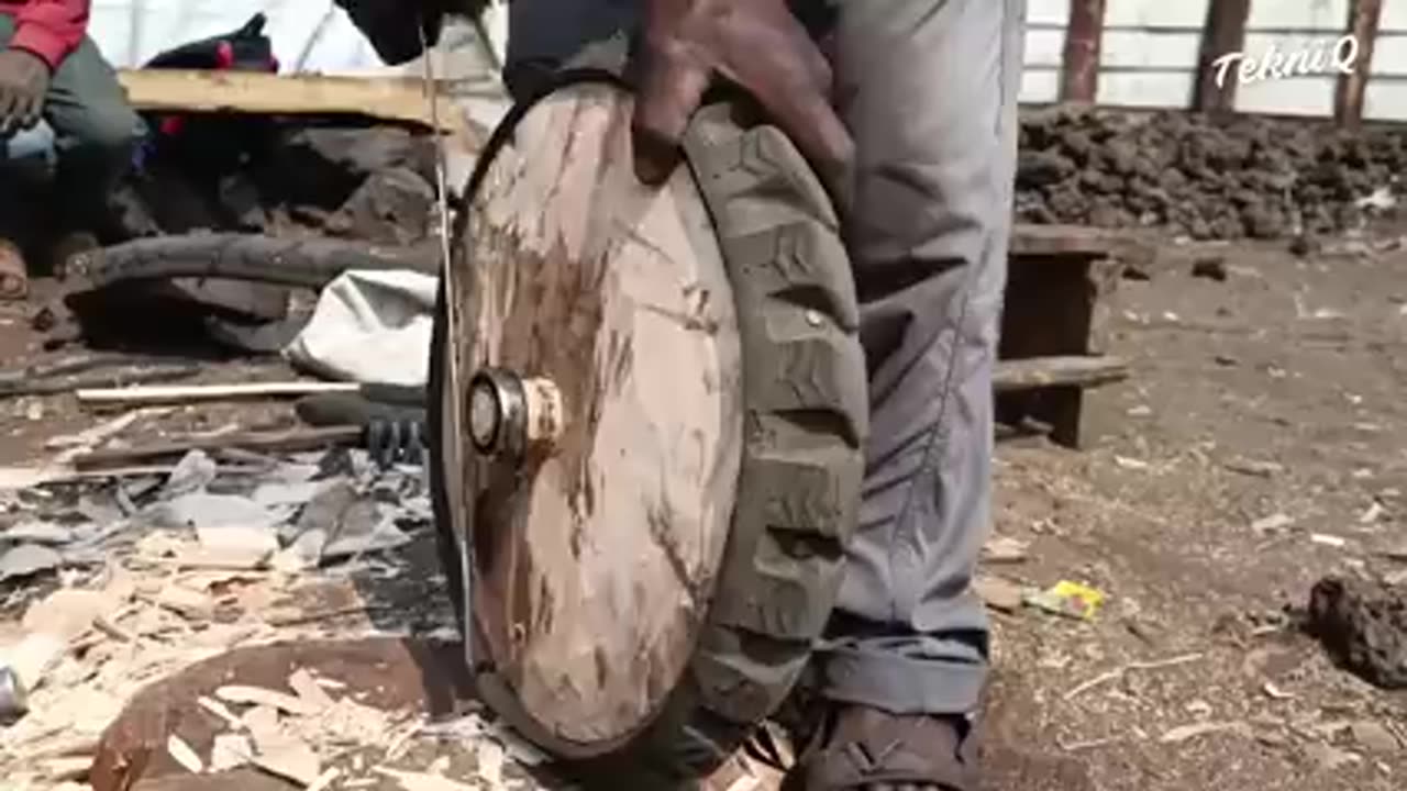 Amaizing local scooter from congo