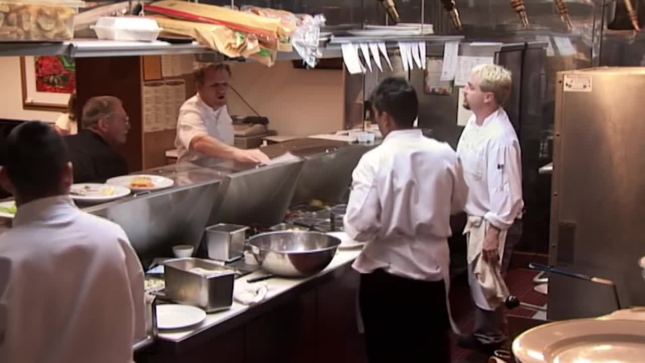 Head Chef Ruins the Re-Opening of the Restaurant | Kitchen Nightmares