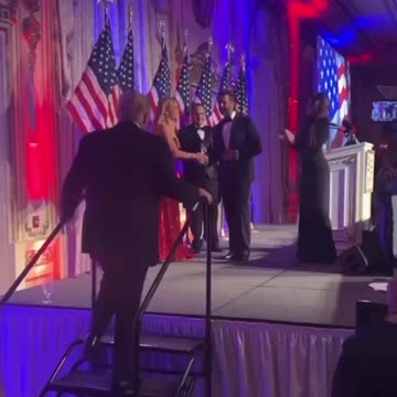 DJT at MaL last night