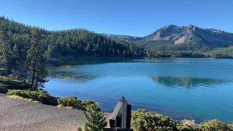 Central Oregon – Paulina Lake “Grand Loop” – Arriving at Lakeshore Trailhead