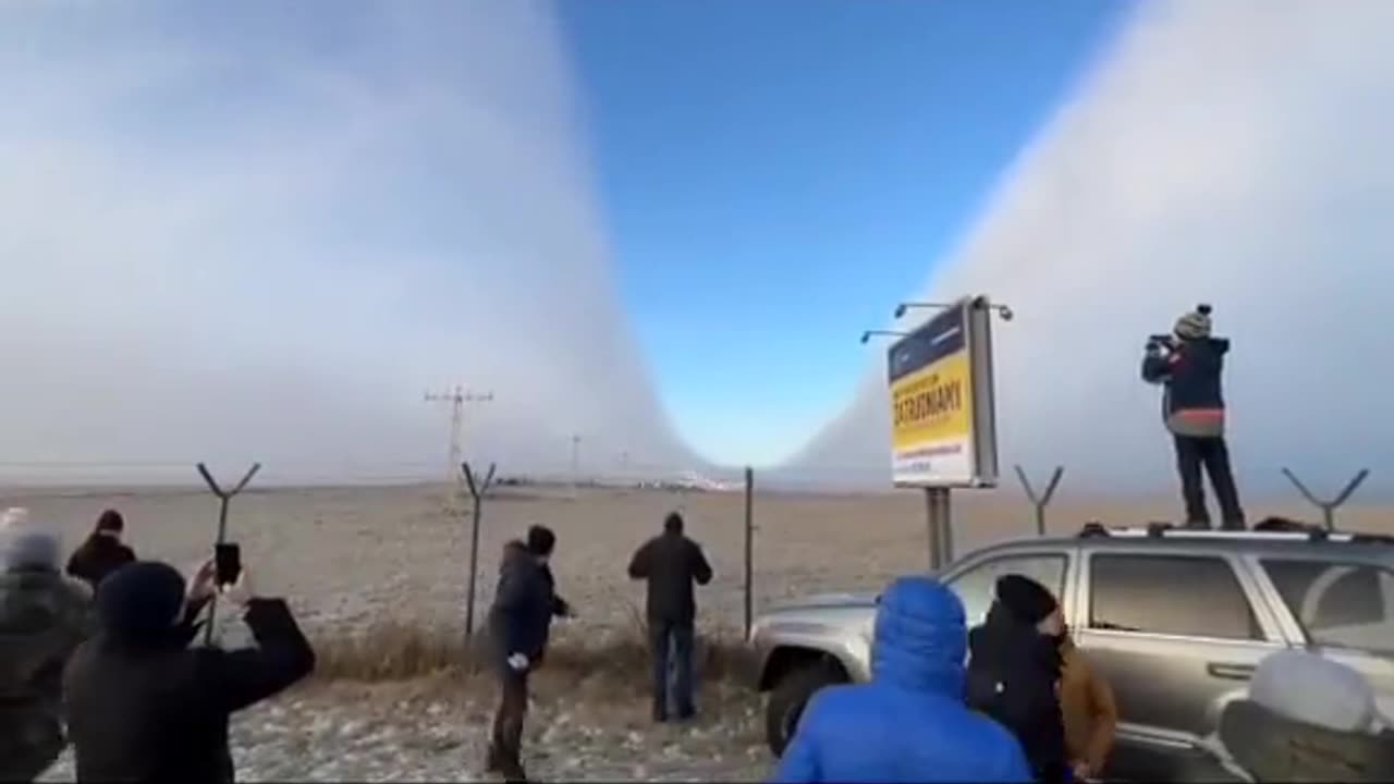 Bizarre cloud formations🧐🤔💭