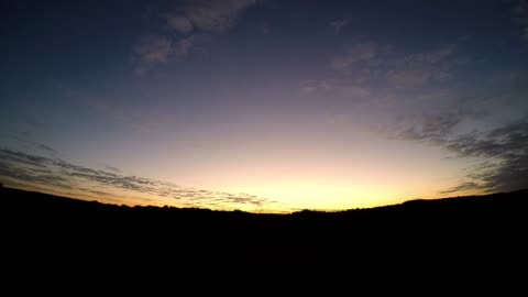 Sun Rise 10 9 22 36f/2c