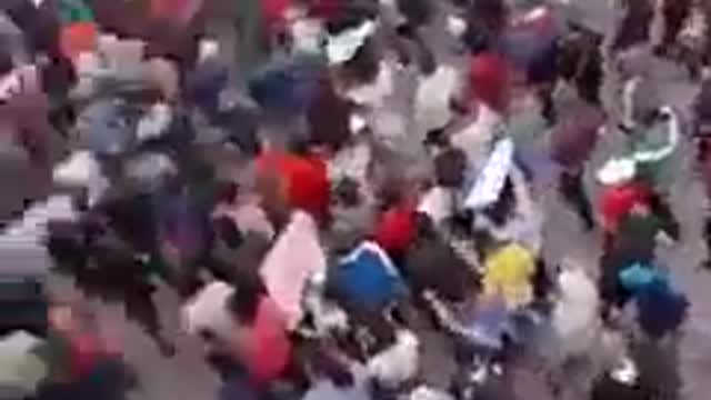 Peru Aint Playing With The Police ... This Is POWER UNITY