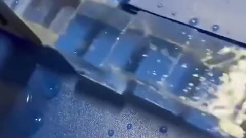 Frozen Liquid Cube