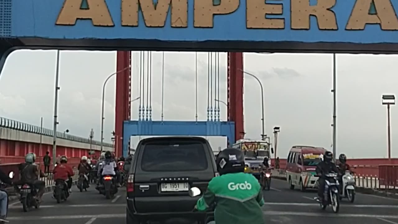 Jembatan AMPERA Palembang