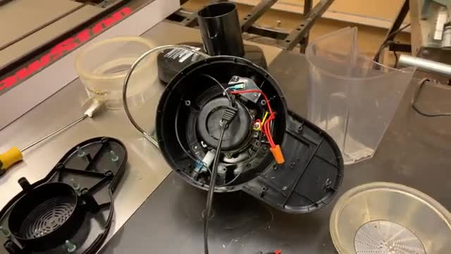 Juicer is broken, stopped working, no power