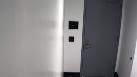 6144RHOBG2G201ABStairwayLobbyEntry_2021-01-06_21h20min03s210ms.mp4