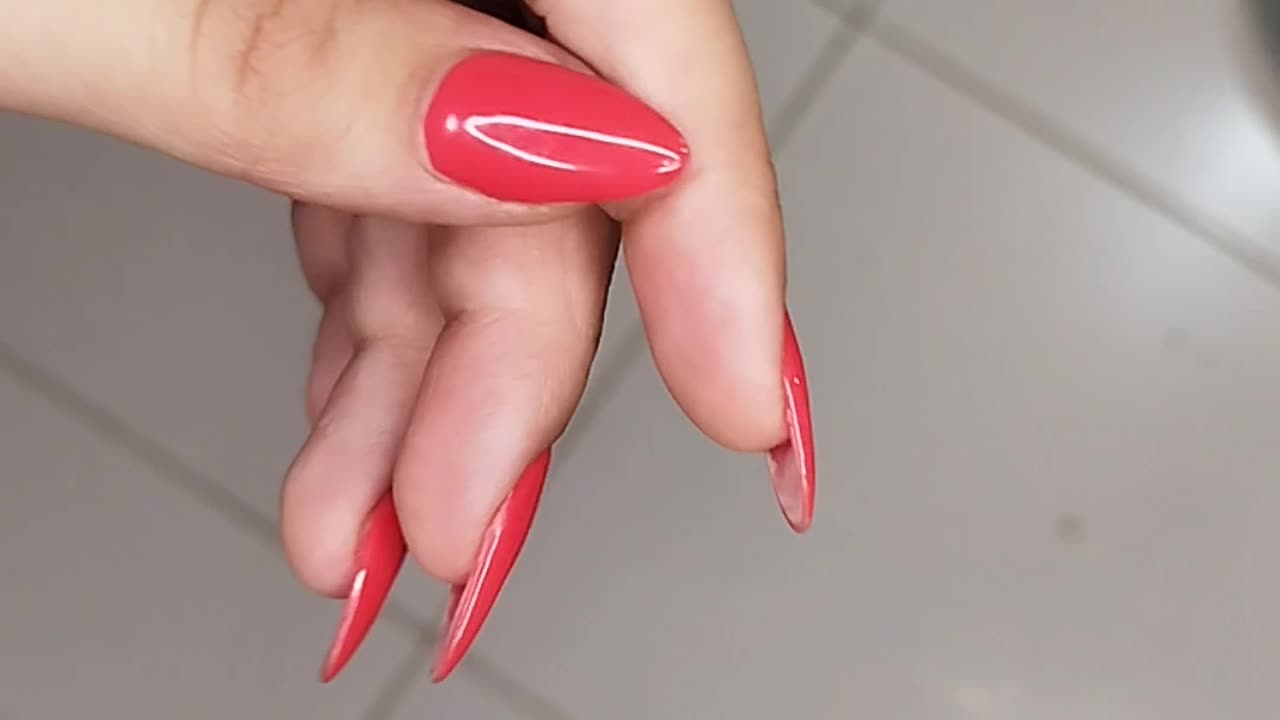 Watch Nails Artist Doing Her Nails_ Nails Tutorial