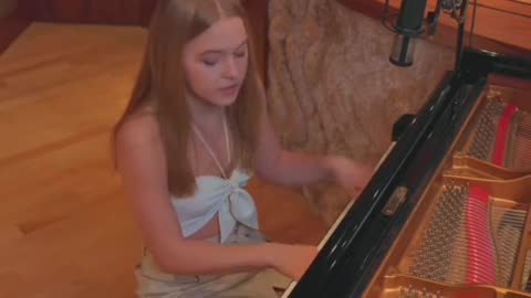 Emily Linge covers "Whiter Shade of Pale" 06/17/2024