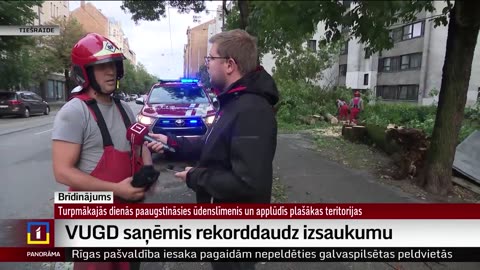 Latvijā turpinās vētras postījumu novēršana; Rīgā rekordliels nokrišņu daudzums
