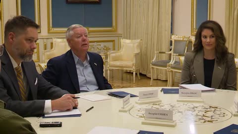 United States Senator Lindsey Graham met Zelensky