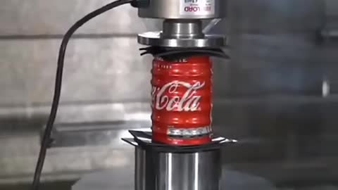 How much weight can a soda can hold ?