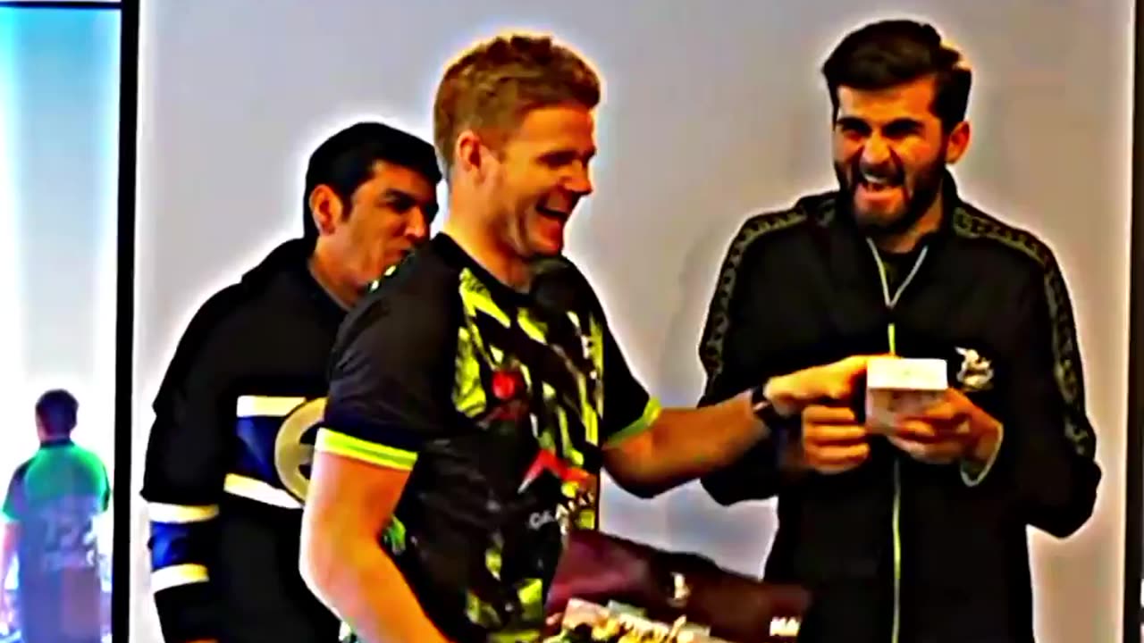 Shaheen Afridi Fun with Sam Billings