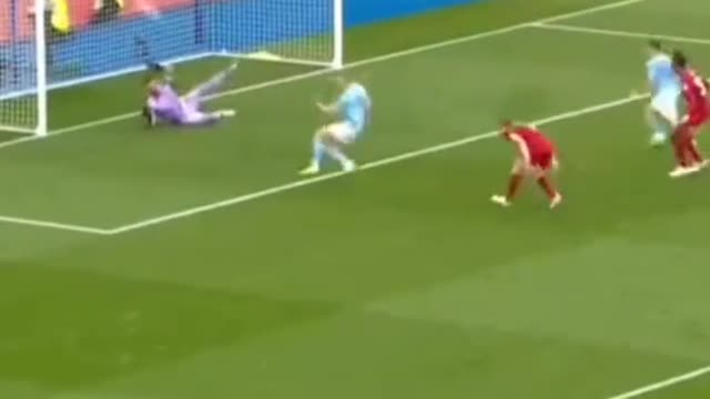 Haaland missed 😏😏 #liverpool #mancity #haaland #football