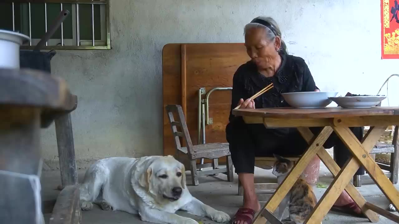 Grandma made watermelon sauce with 80 catties of watermelon | Yulin Grandma