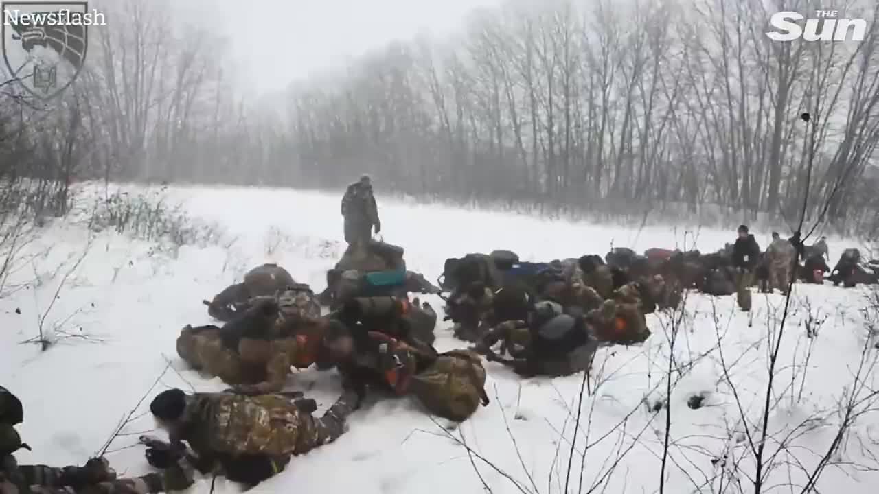 Ukrainian soldiers take on special ops training in gruelling weather conditions