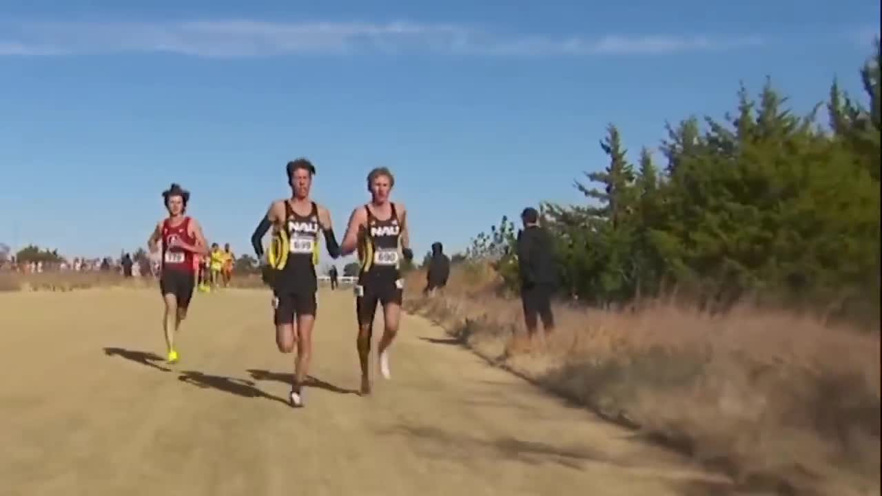 The 2022 NCAA Cross Country Championships || Nico Young VS. Charles Hicks