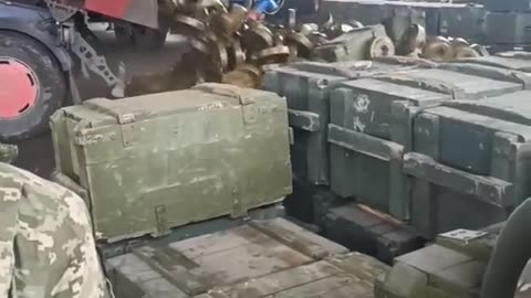 Ukrainian military delicately unloads TM-62M anti-tank mines
