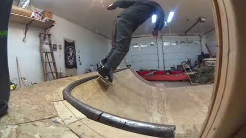 garage mini ramp sesh