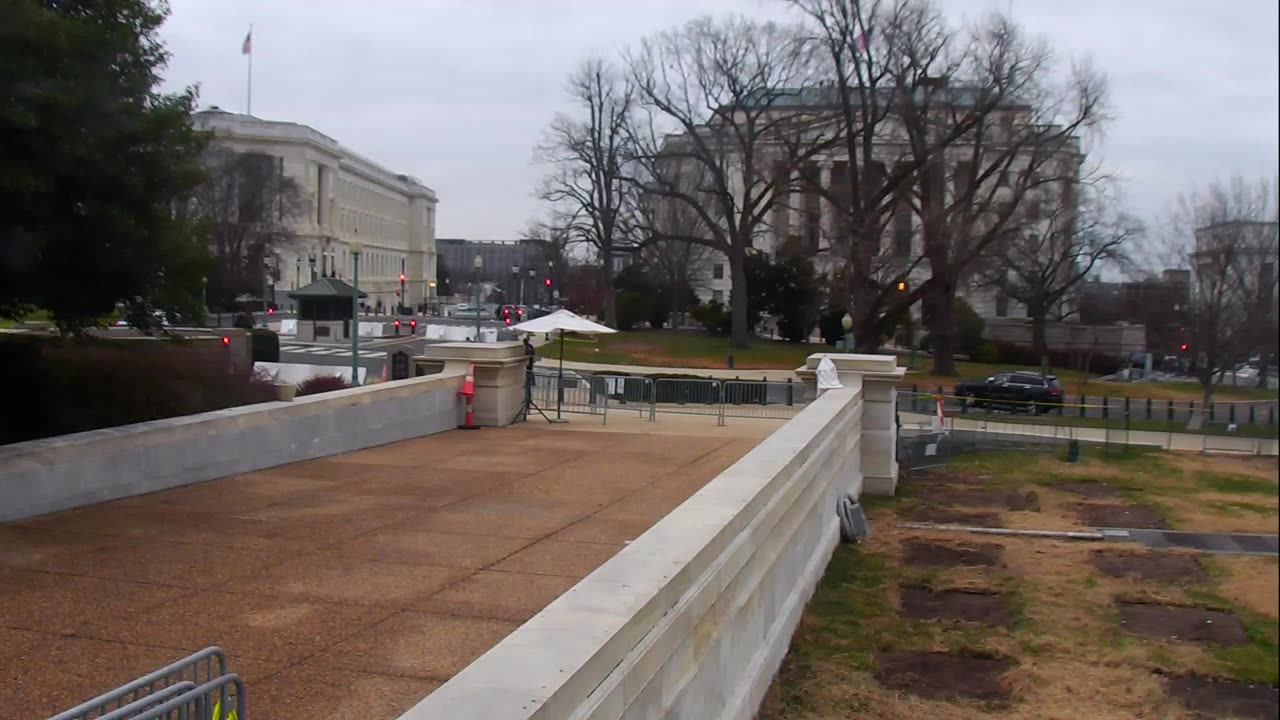 Camera0915USCG00UpperTerraceSE_2021-01-06_Starting_at_09h00min01s703ms.mp4