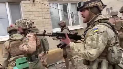 Ukrainians Fighting House to House