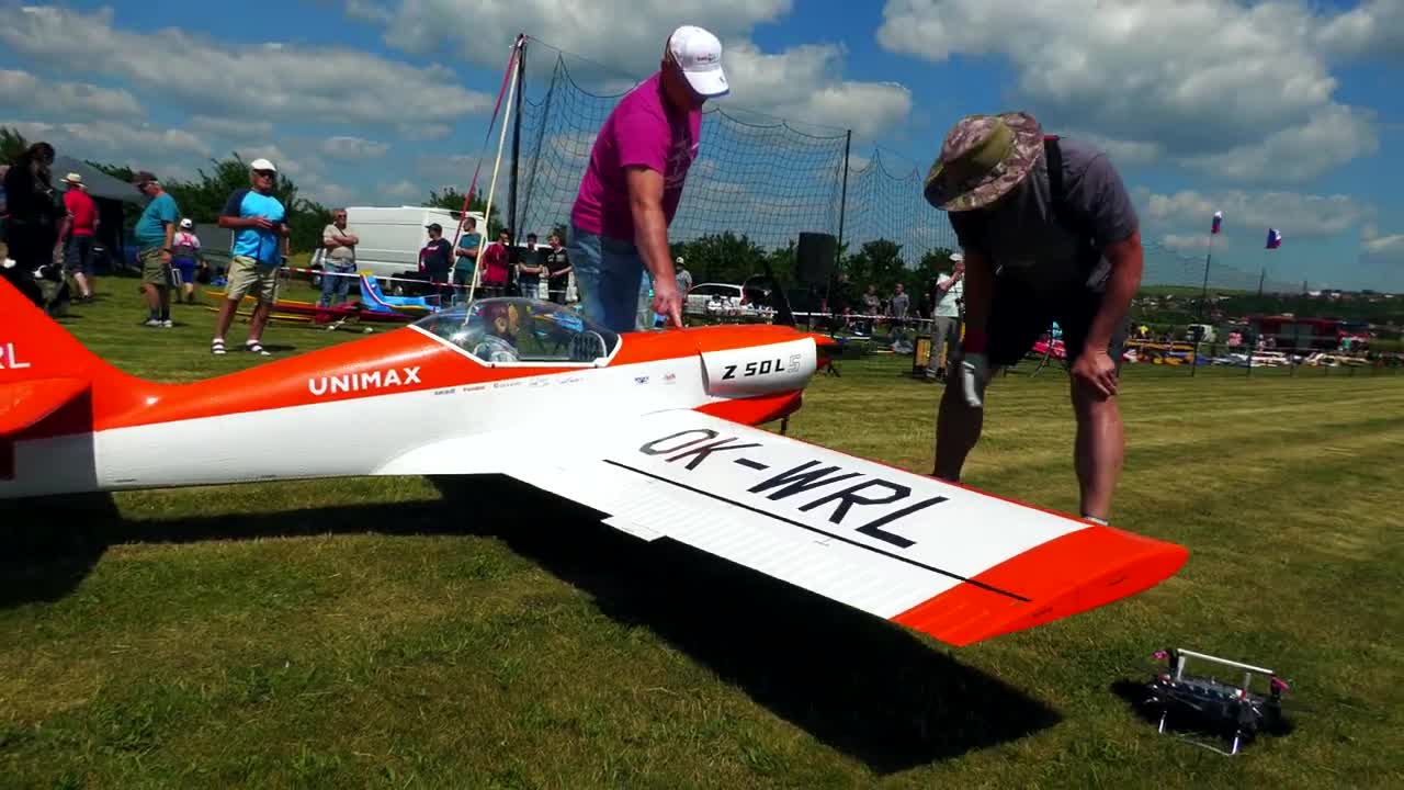 Zlin Z-50LS _ giant scale RC airplane _ 4K _ Halenkovice 2022