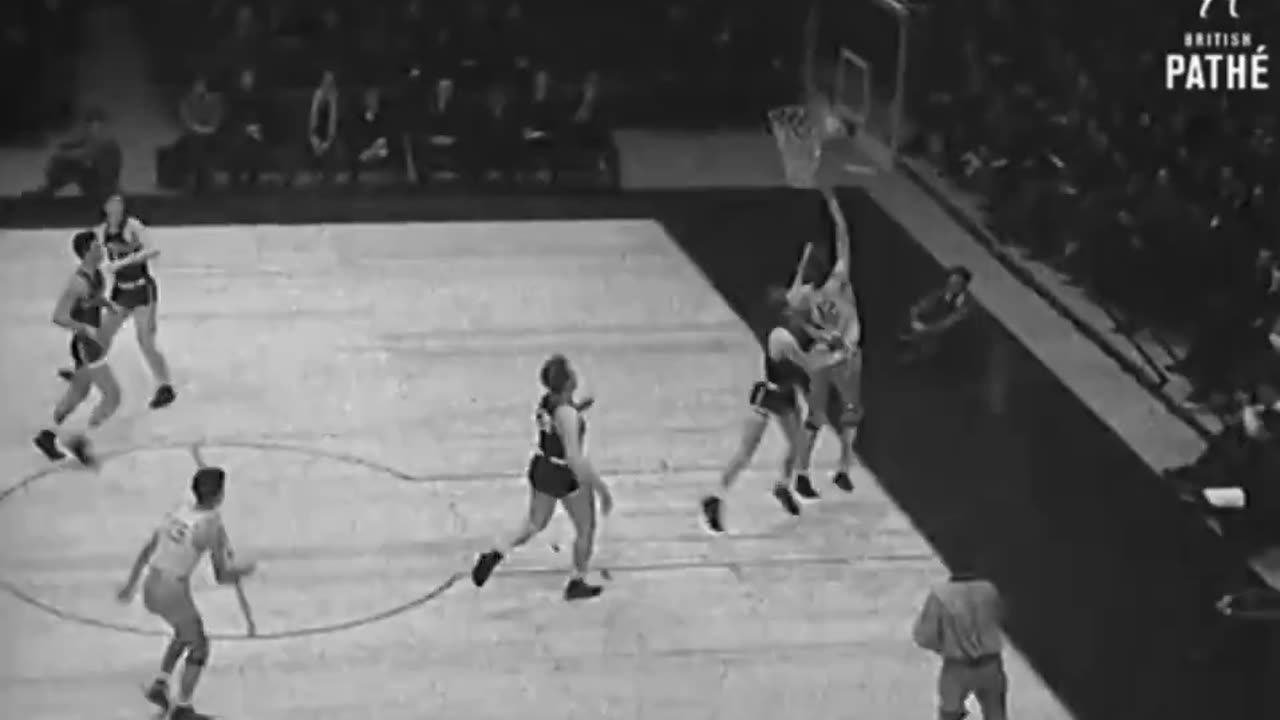 This is what basketball looked like 1939