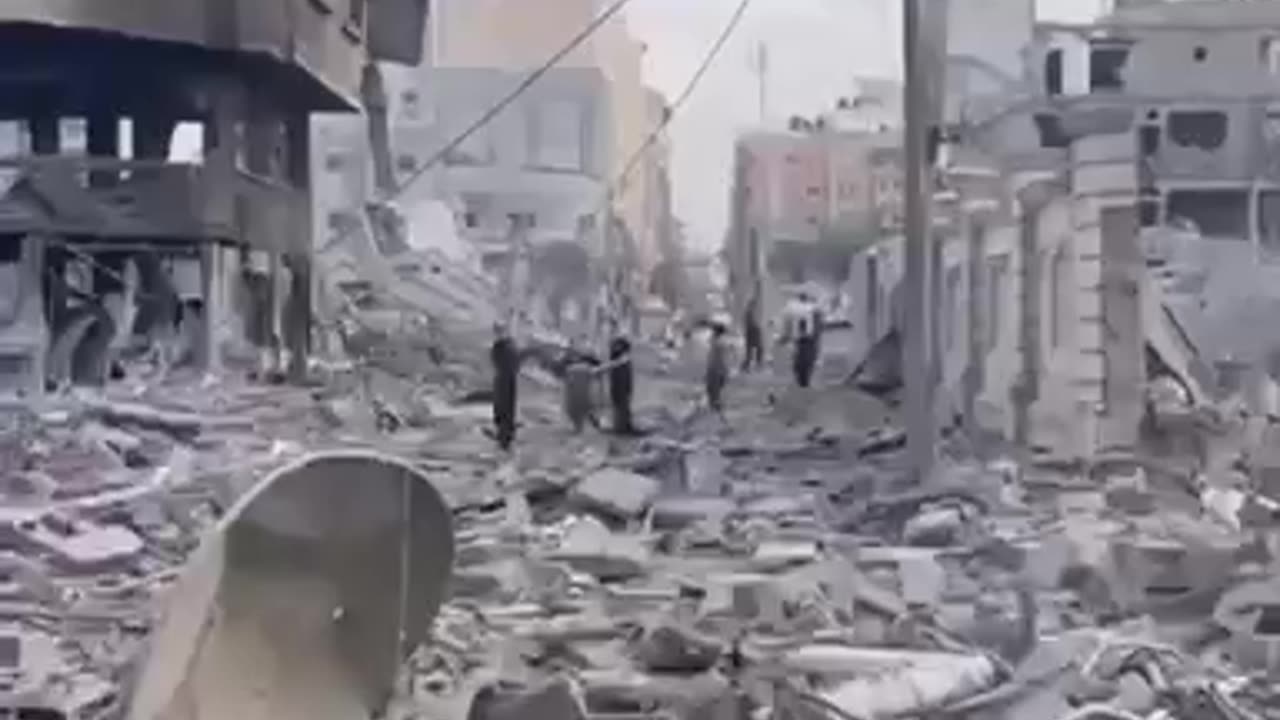 Israel Bomb Civilians In Palestine