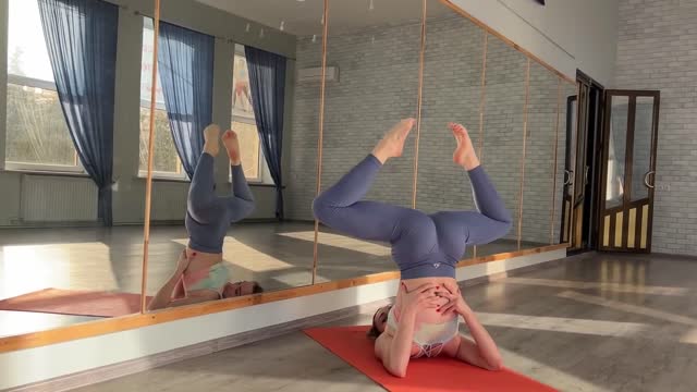 Yoga art - stretching