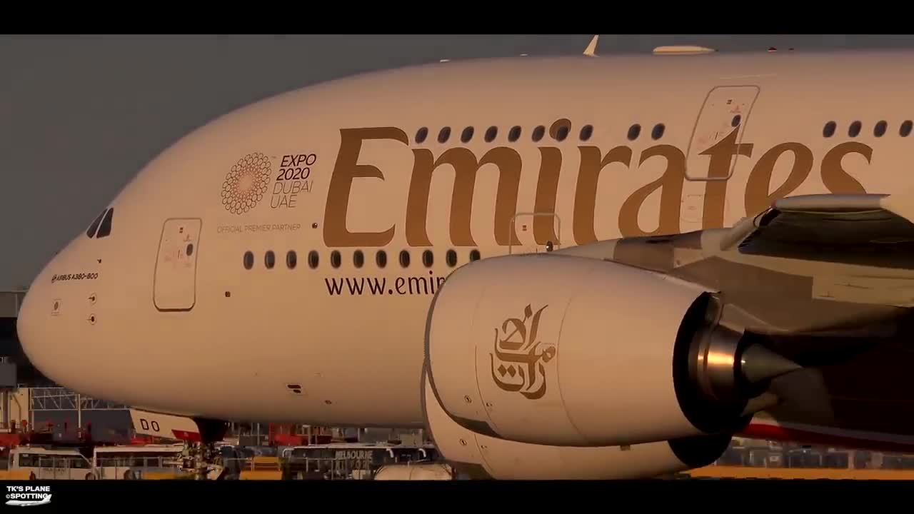 Emirates A380 take off video