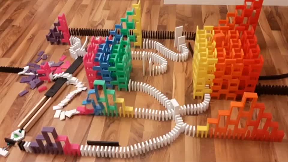 A new way to play dominoes 5