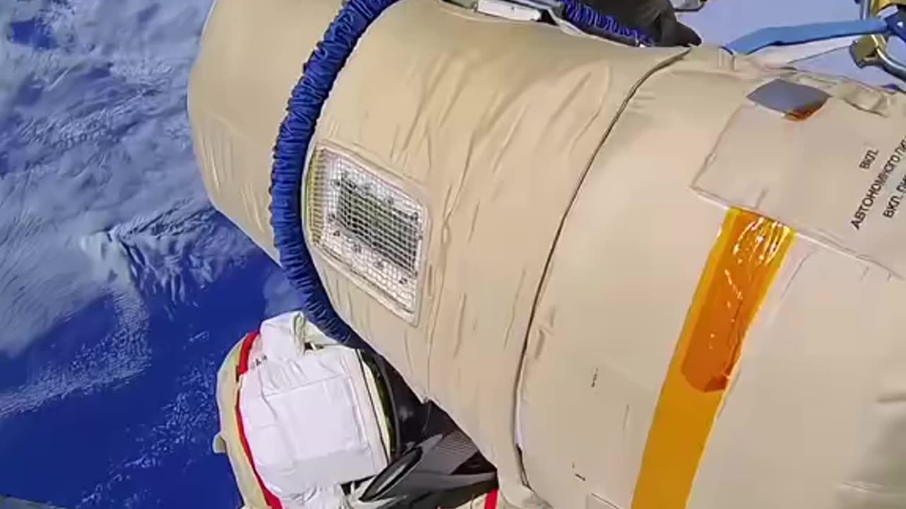 An Astronaut Felt From ISS To Earth Incredible Accident! #nasa #iss