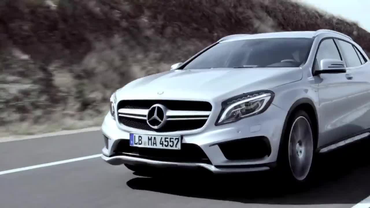 2014 Detroit Auto Show Mercedes-Benz Debuts